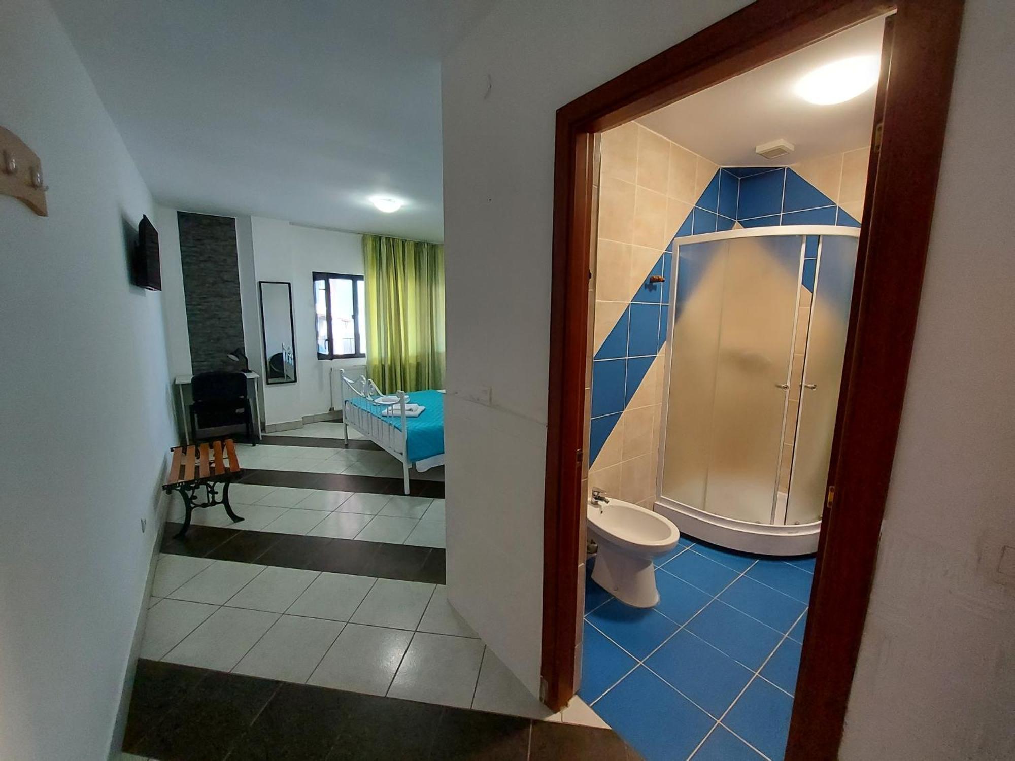Casa Geppo - Camere De Inchiriat Ешелница Номер фото